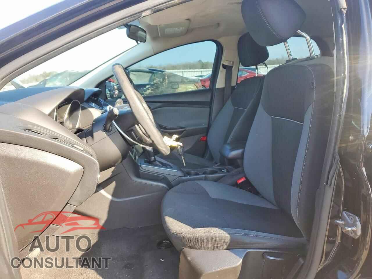 FORD FOCUS 2012 - 1FAHP3K22CL309833