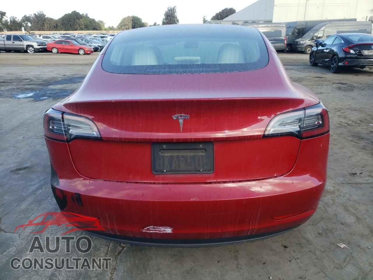 TESLA MODEL 3 2019 - 5YJ3E1EAXKF402764