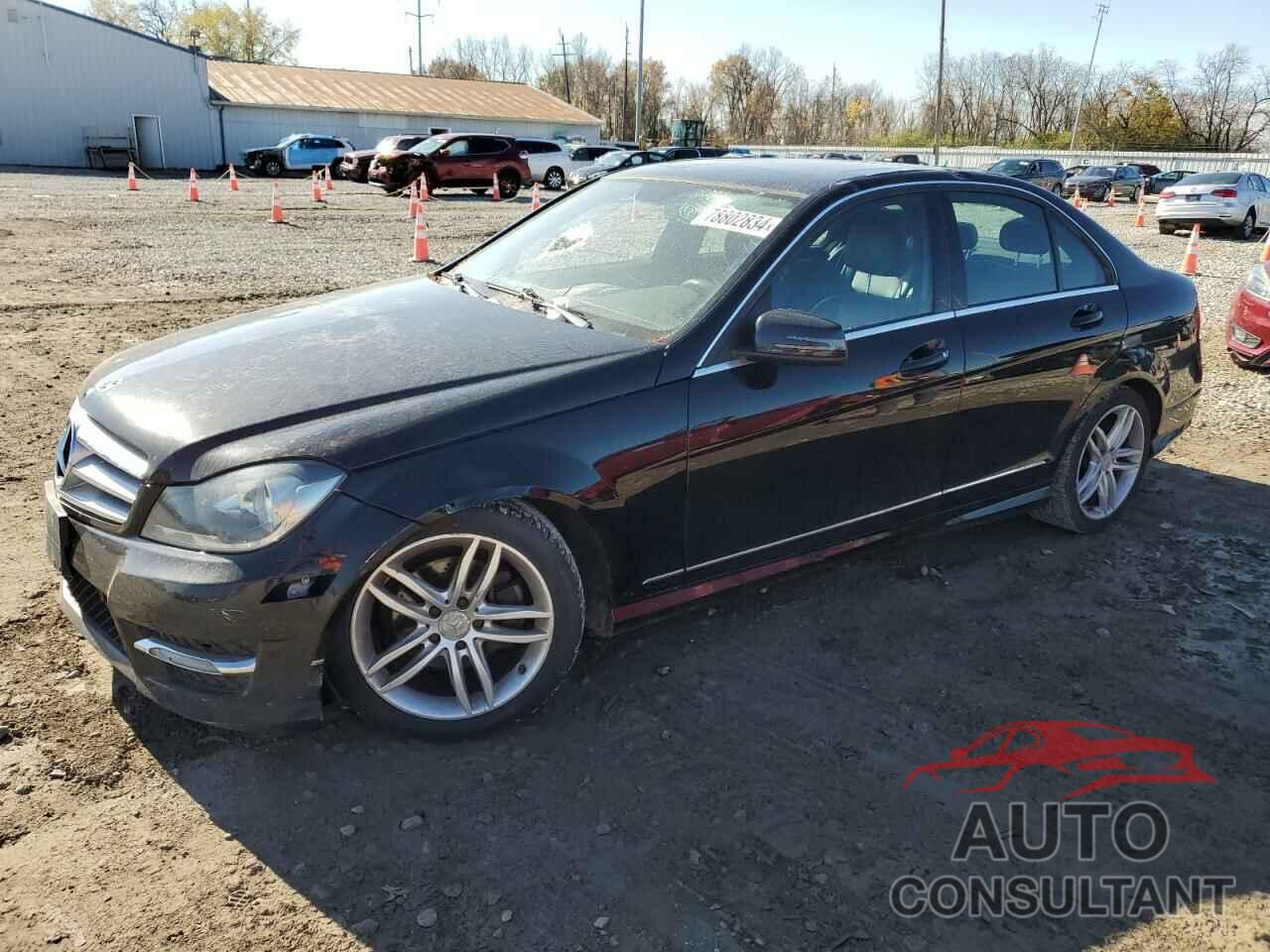 MERCEDES-BENZ C-CLASS 2012 - WDDGF8BB2CR211569
