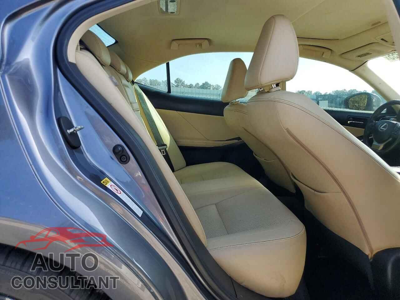 LEXUS IS 2014 - JTHBF1D26E5017516