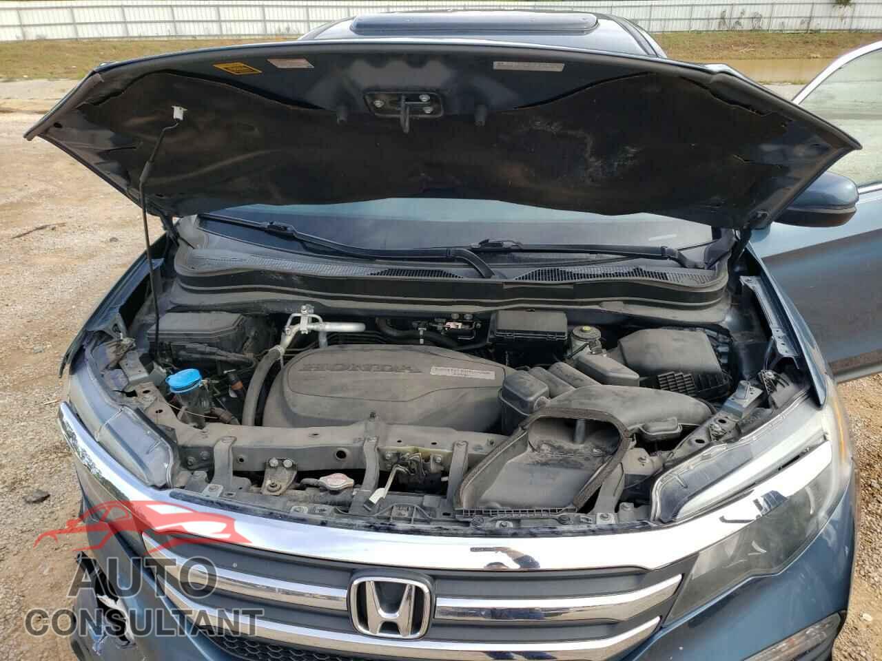 HONDA PILOT 2018 - 5FNYF5H50JB007614
