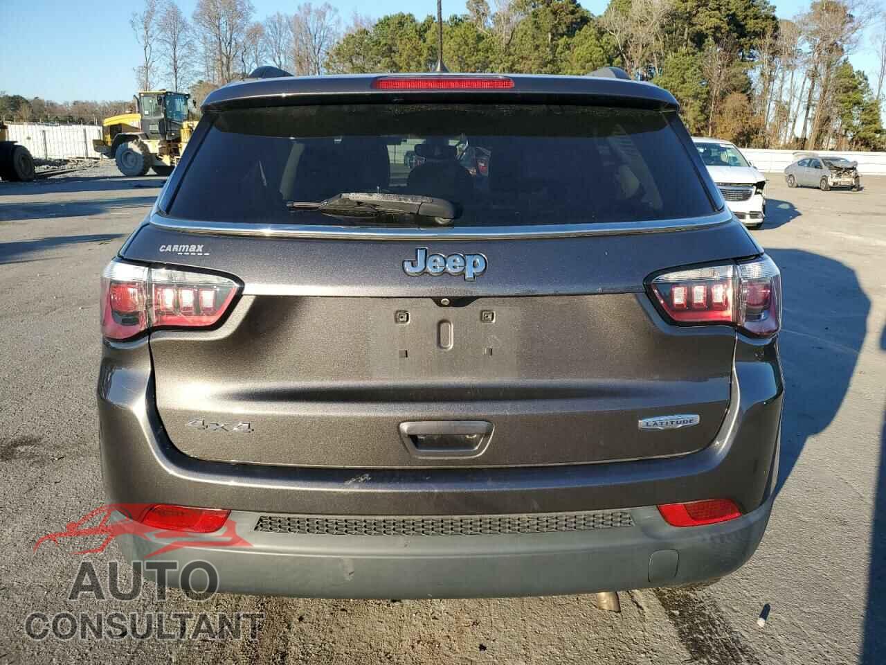 JEEP COMPASS 2018 - 3C4NJDBB3JT314576