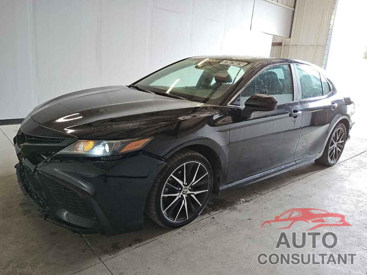 TOYOTA CAMRY 2021 - 4T1G11AK5MU532646