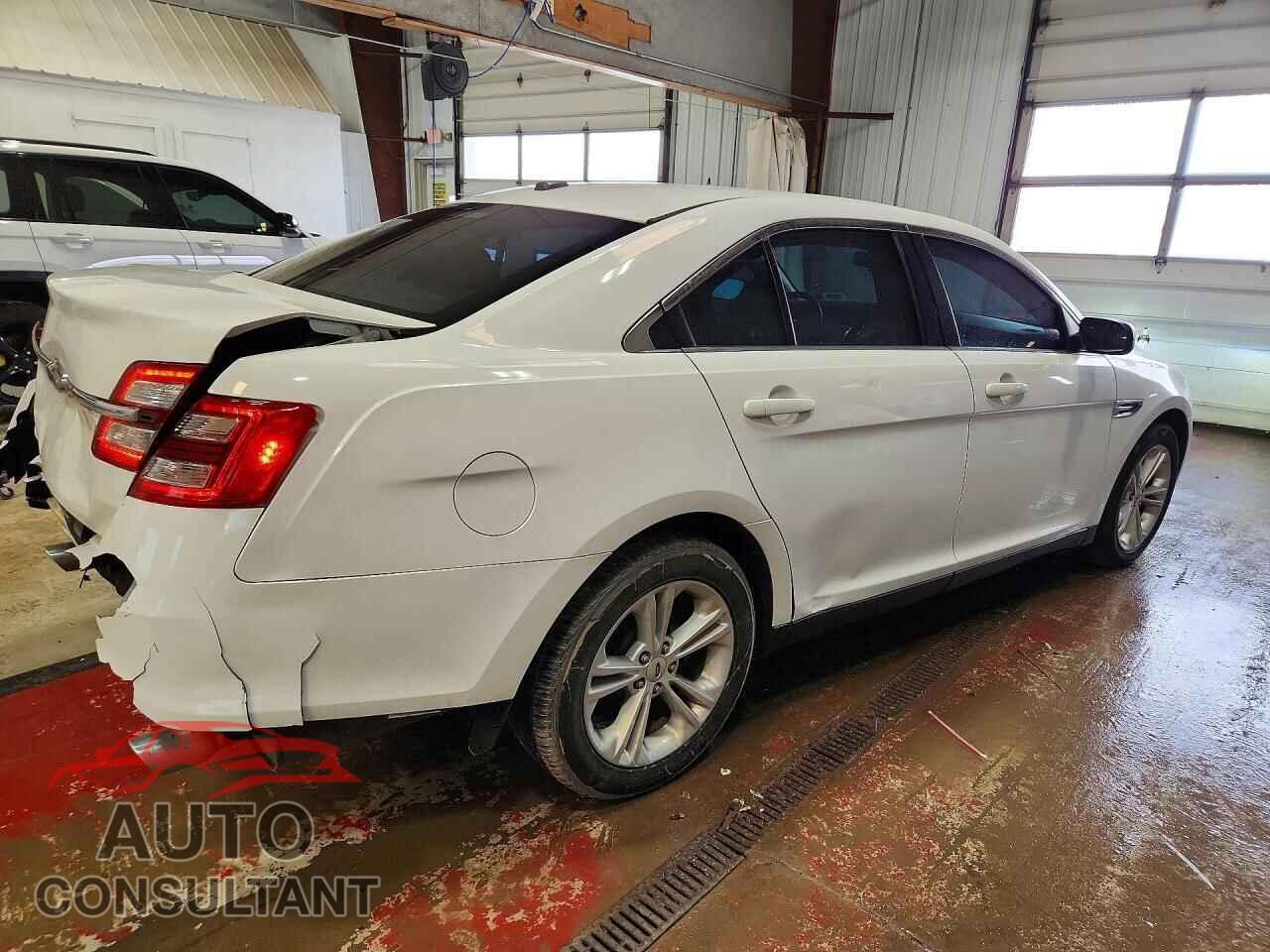 FORD TAURUS 2015 - 1FAHP2D87FG161977