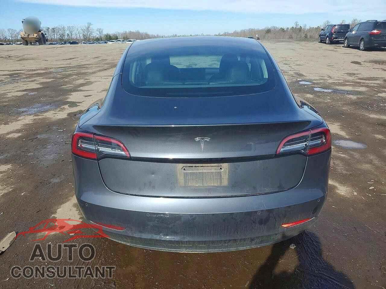 TESLA MODEL 3 2019 - 5YJ3E1EA0KF407410