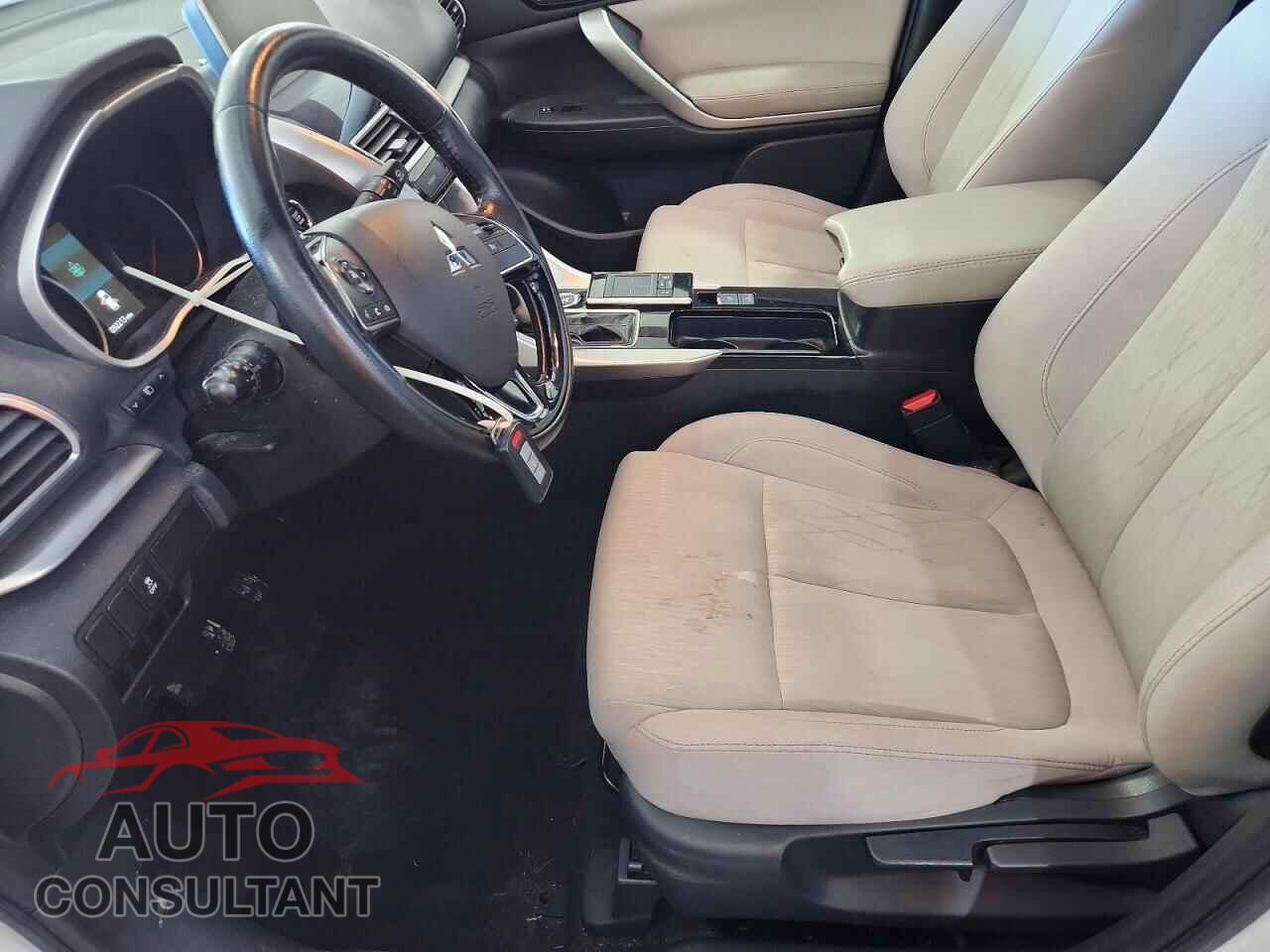 MITSUBISHI ECLIPSE 2018 - JA4AT5AA5JZ051419