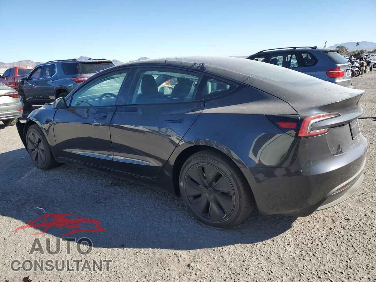TESLA MODEL 3 2024 - 5YJ3E1EA3RF872936