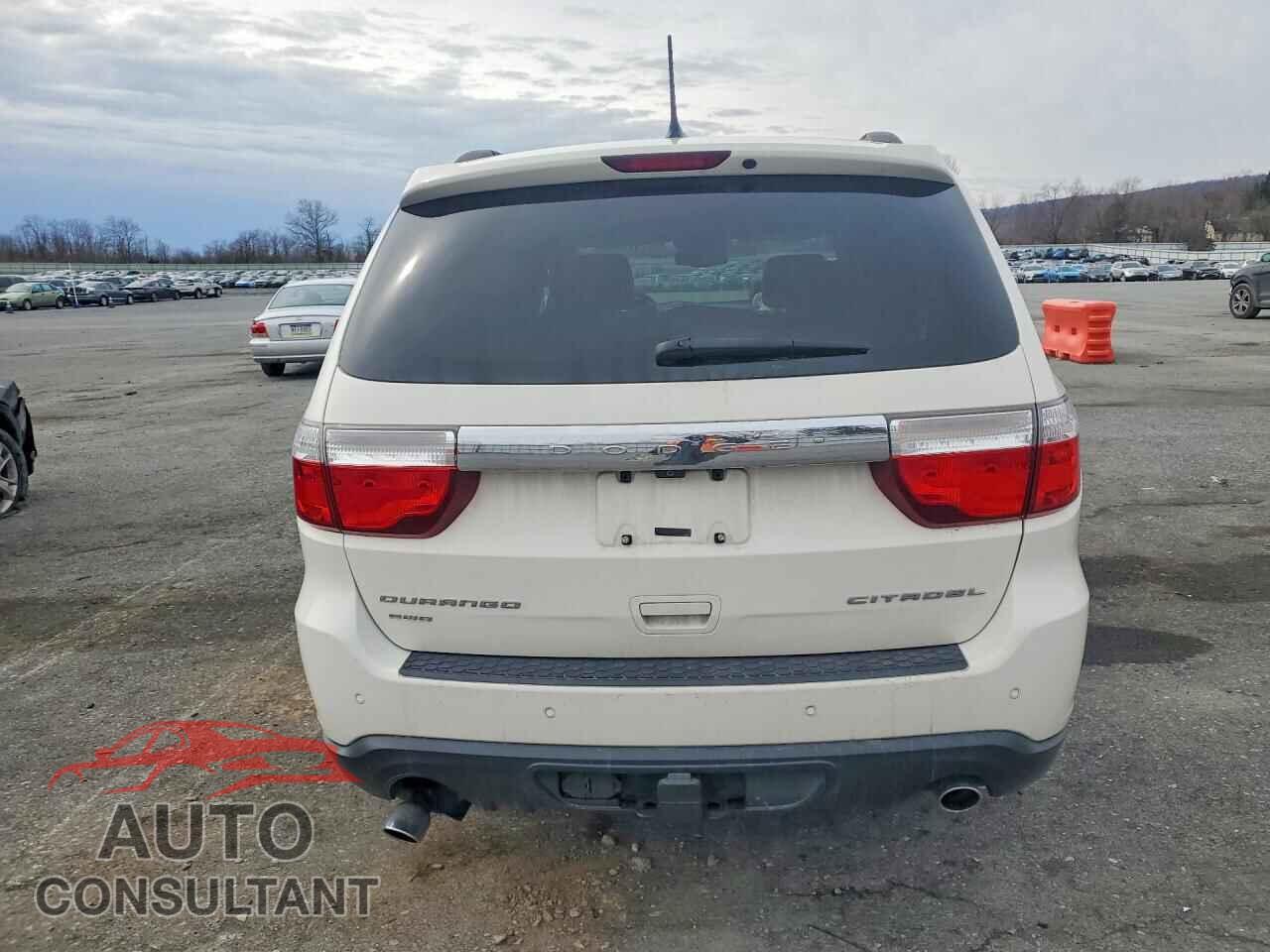 DODGE DURANGO 2012 - 1C4SDJET5CC337904