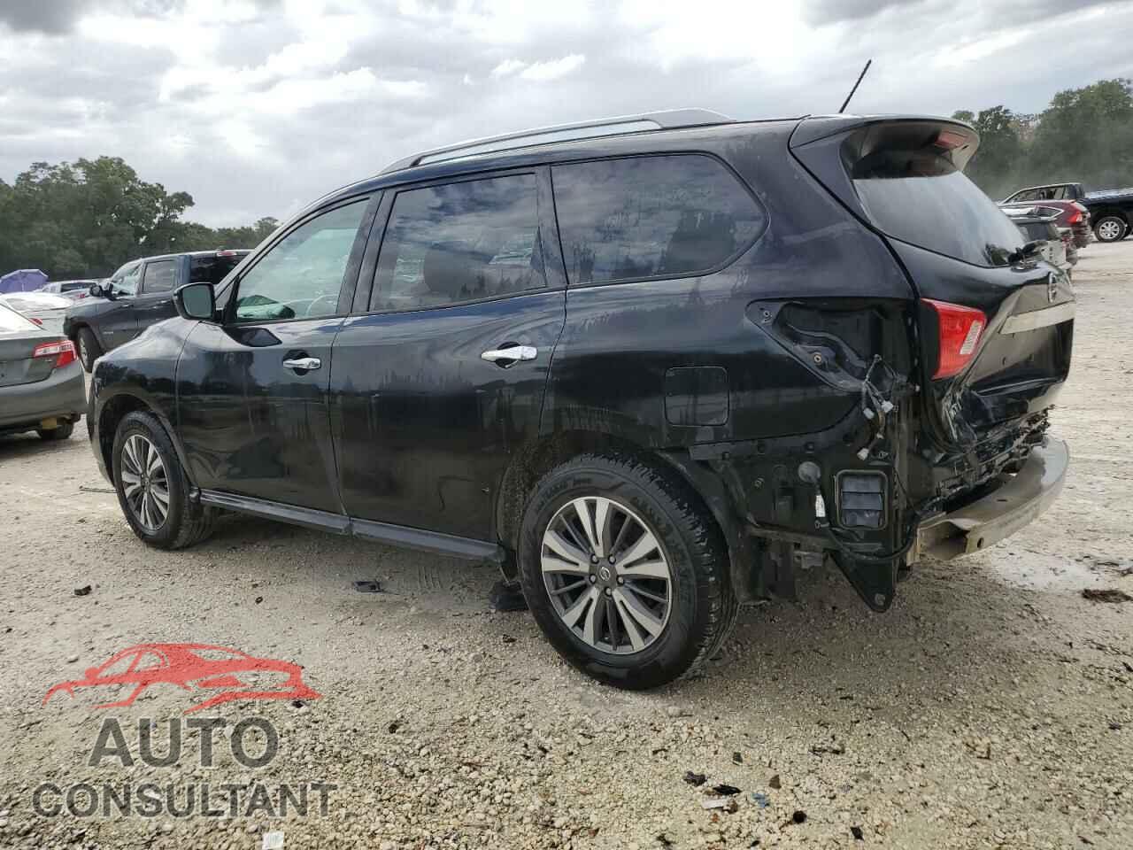 NISSAN PATHFINDER 2017 - 5N1DR2MM1HC680500