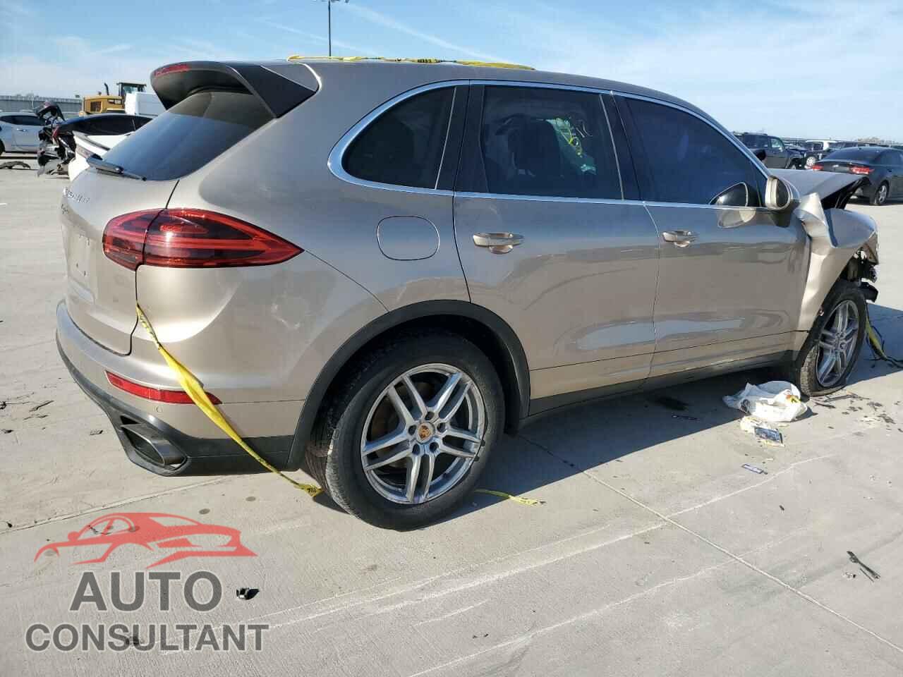 PORSCHE CAYENNE 2016 - WP1AA2A24GLA02354