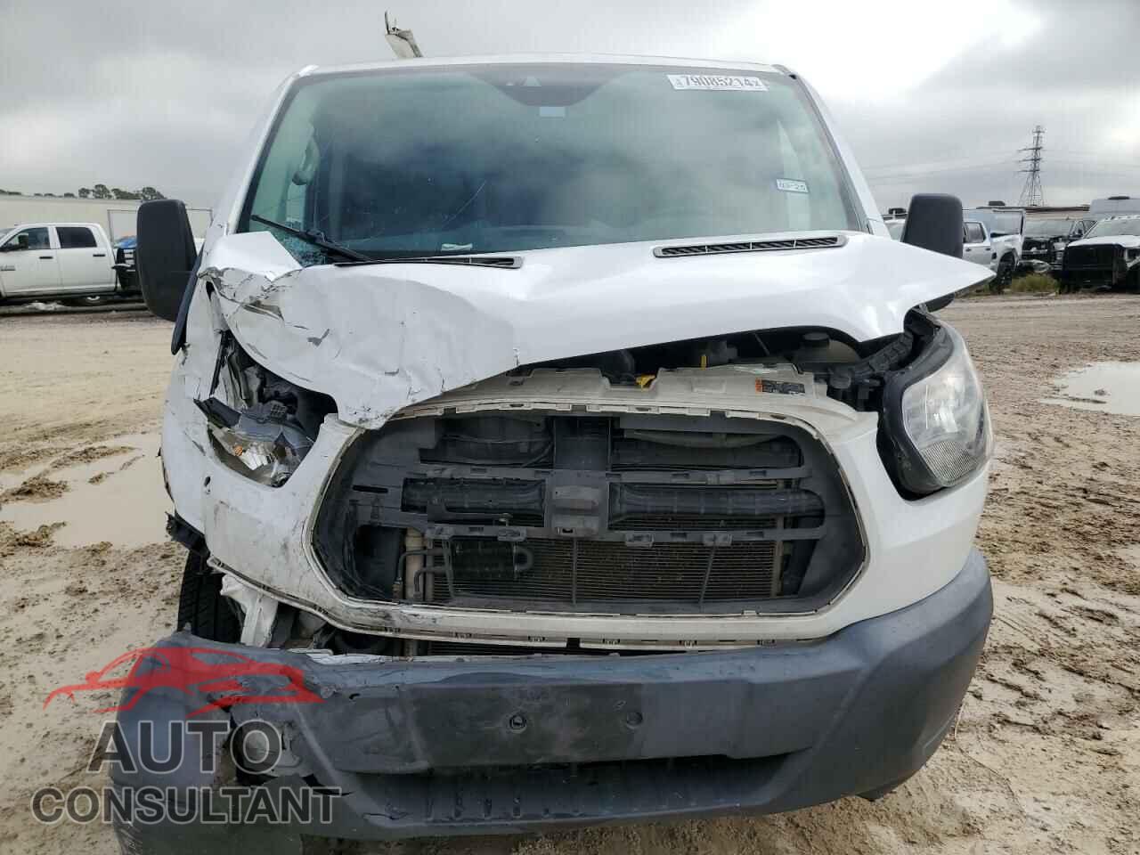 FORD TRANSIT 2017 - 1FTYR2YM1HKB54986