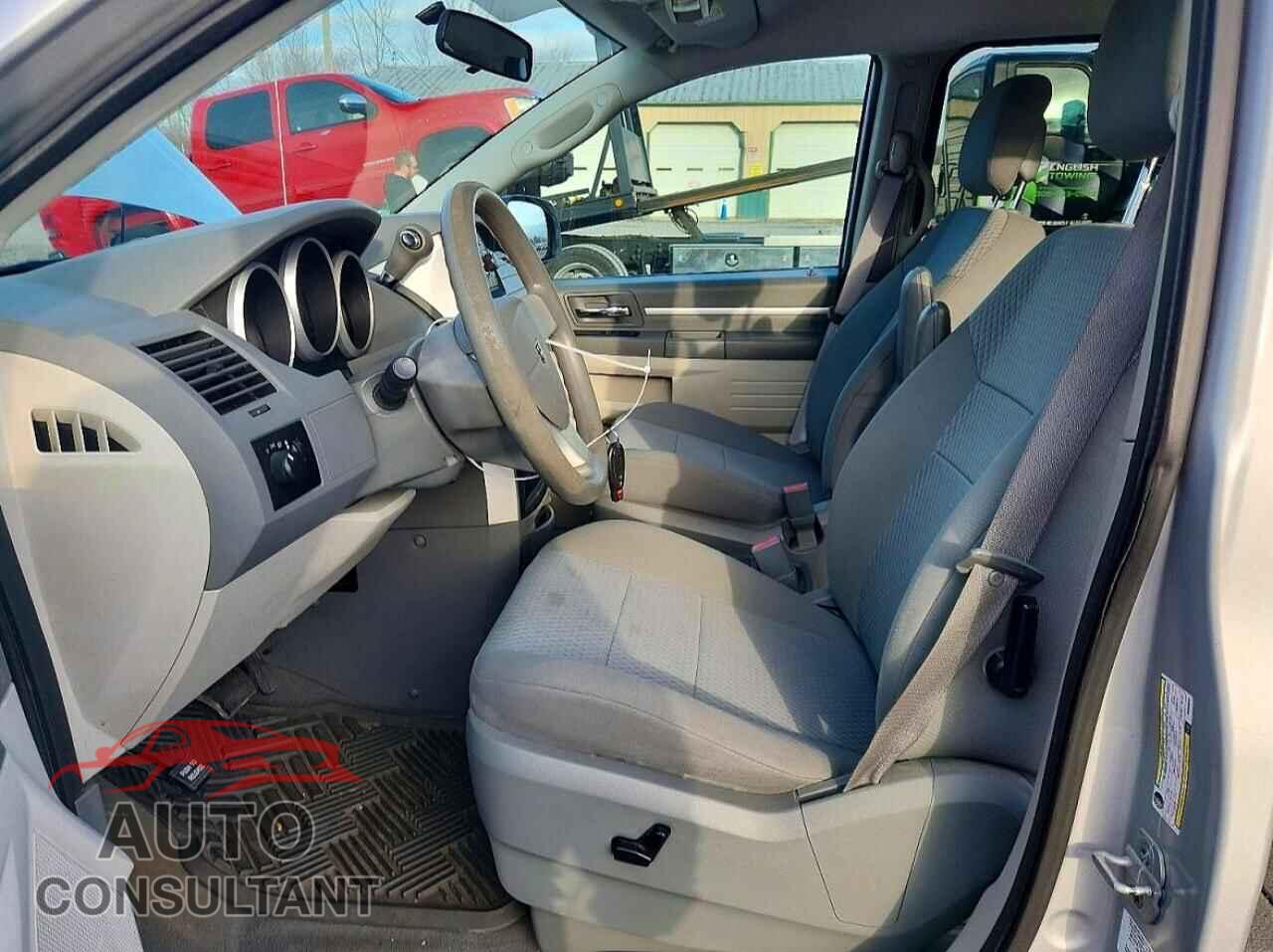 DODGE CARAVAN 2010 - 2D4RN4DE4AR389645