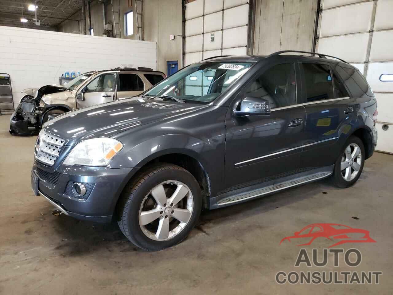 MERCEDES-BENZ M-CLASS 2011 - 4JGBB8GB1BA725303