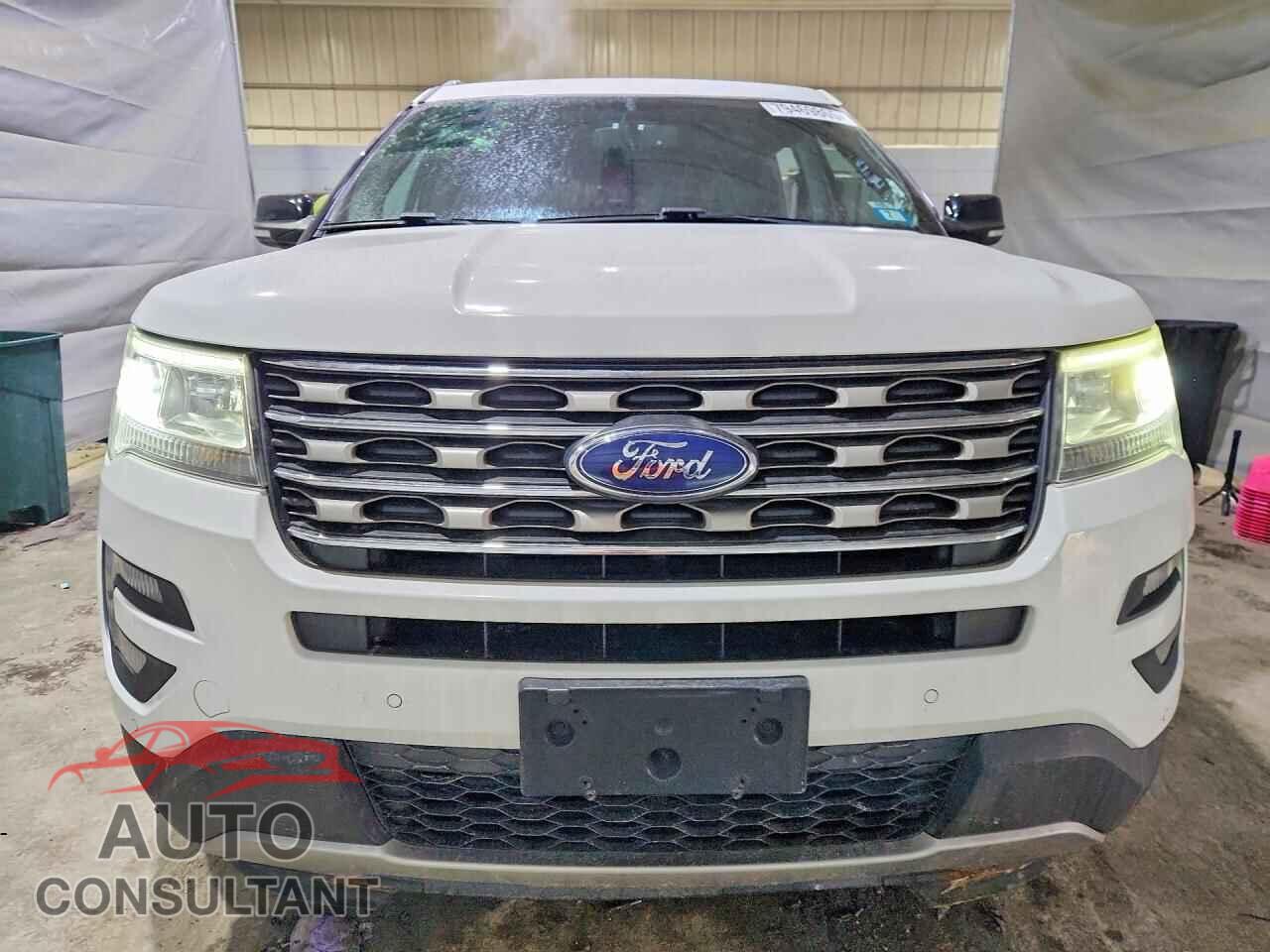 FORD EXPLORER 2017 - 1FM5K8D8XHGC73928