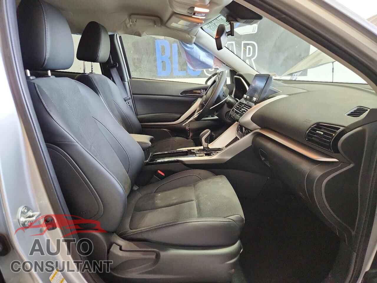 MITSUBISHI ECLIPSE 2025 - JA4ATWAA9TZ035457