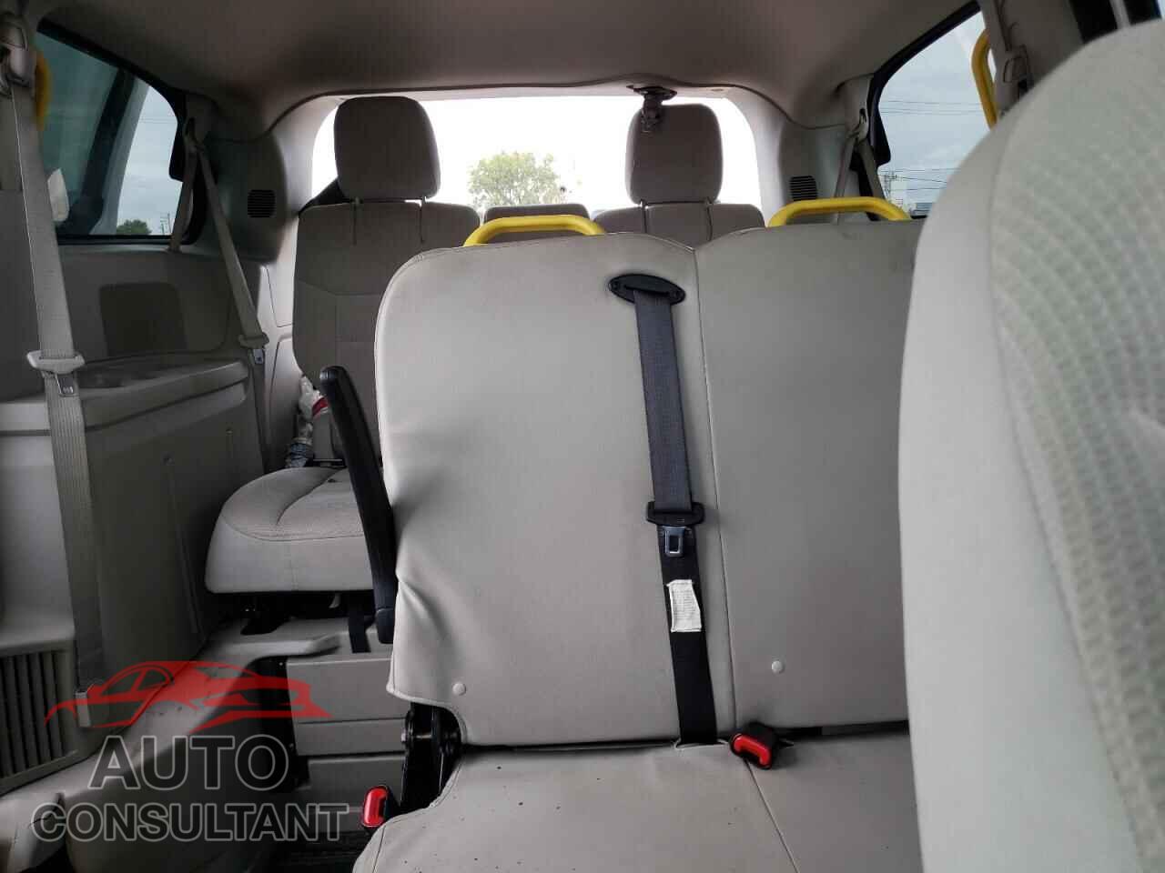 DODGE CARAVAN 2017 - 2C7WDGBG5HR797934