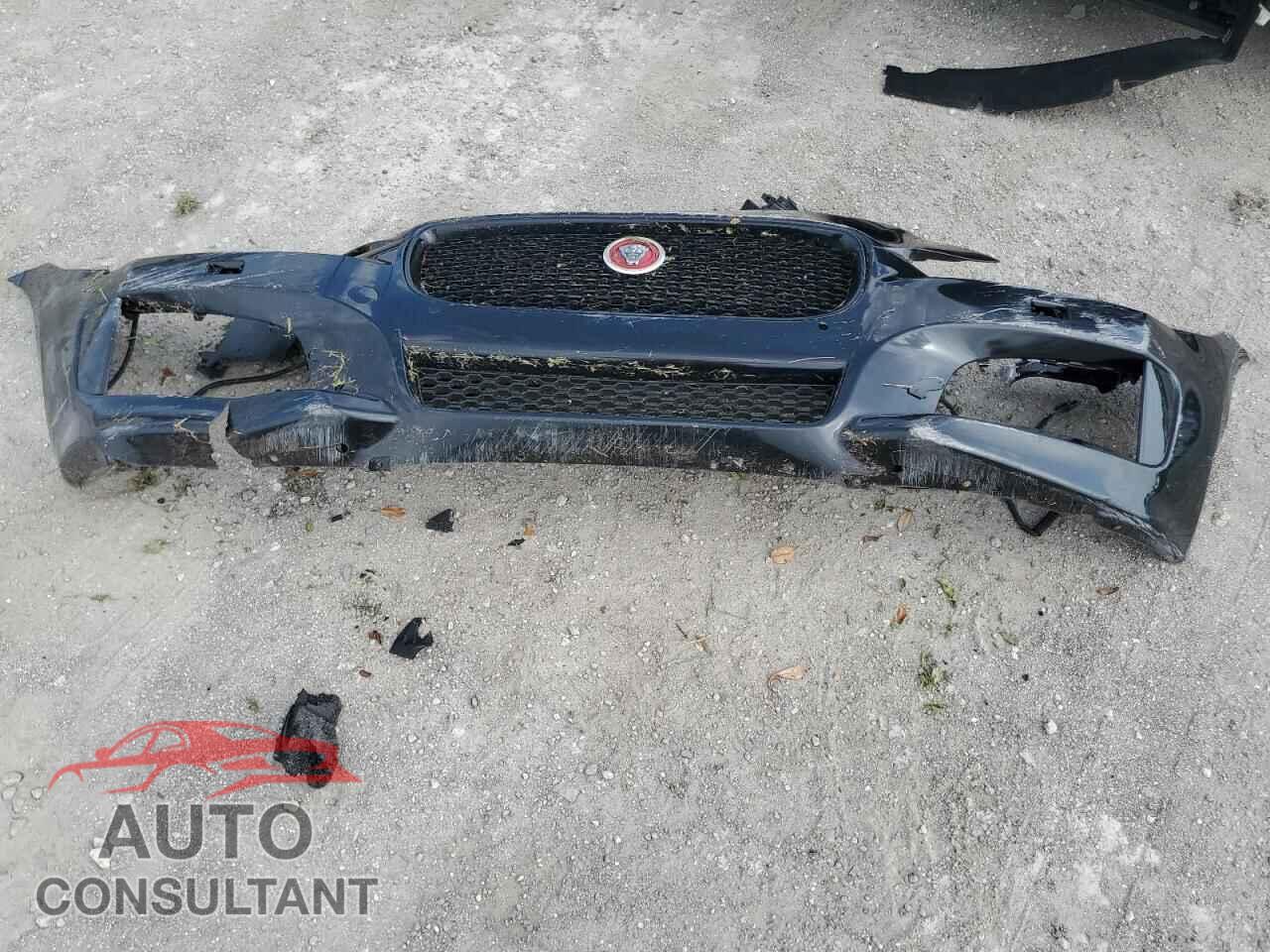 JAGUAR XE 2017 - SAJAF4BVXHCP10330