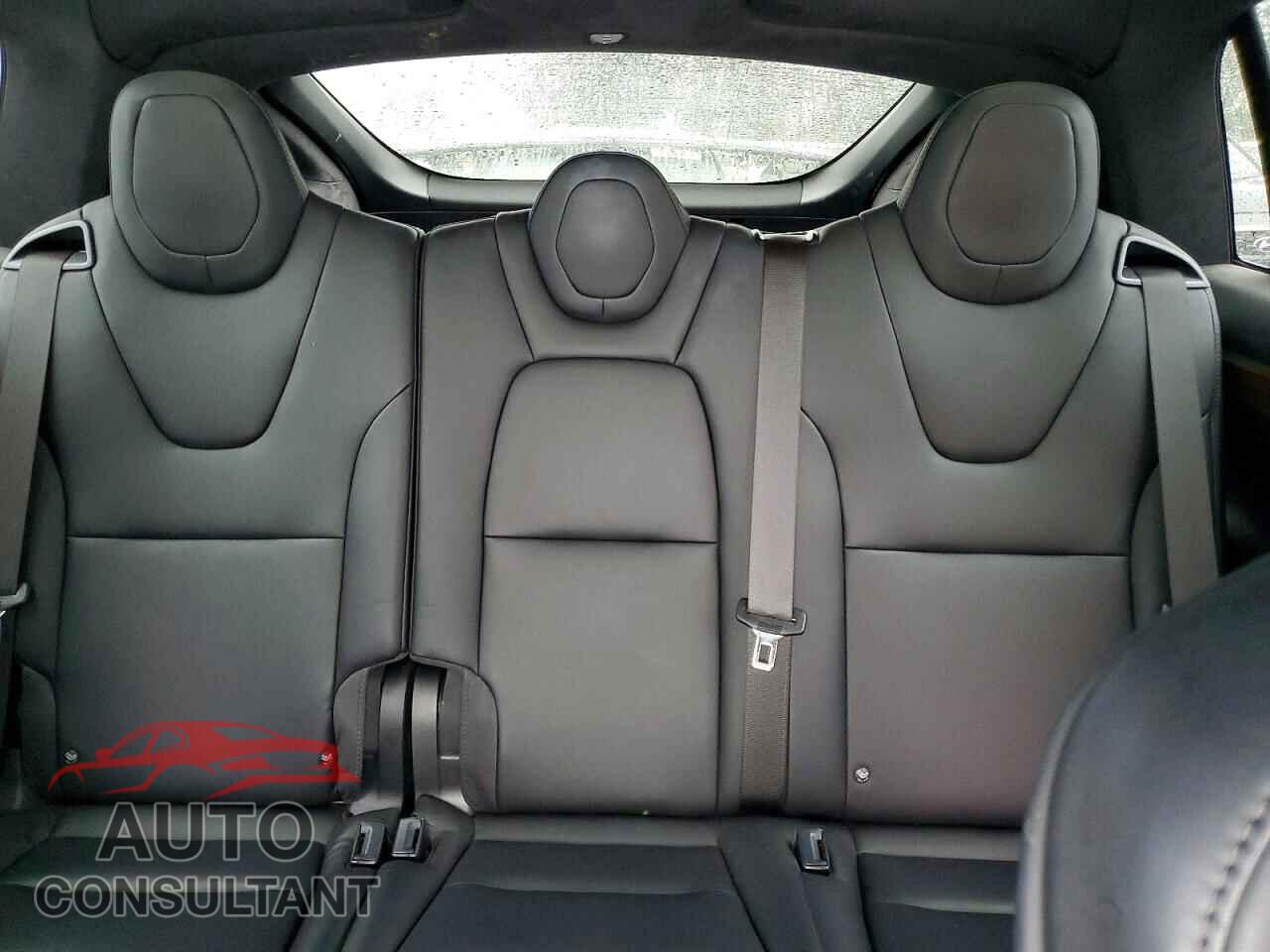 TESLA MODEL X 2019 - 5YJXCDE22KF181971