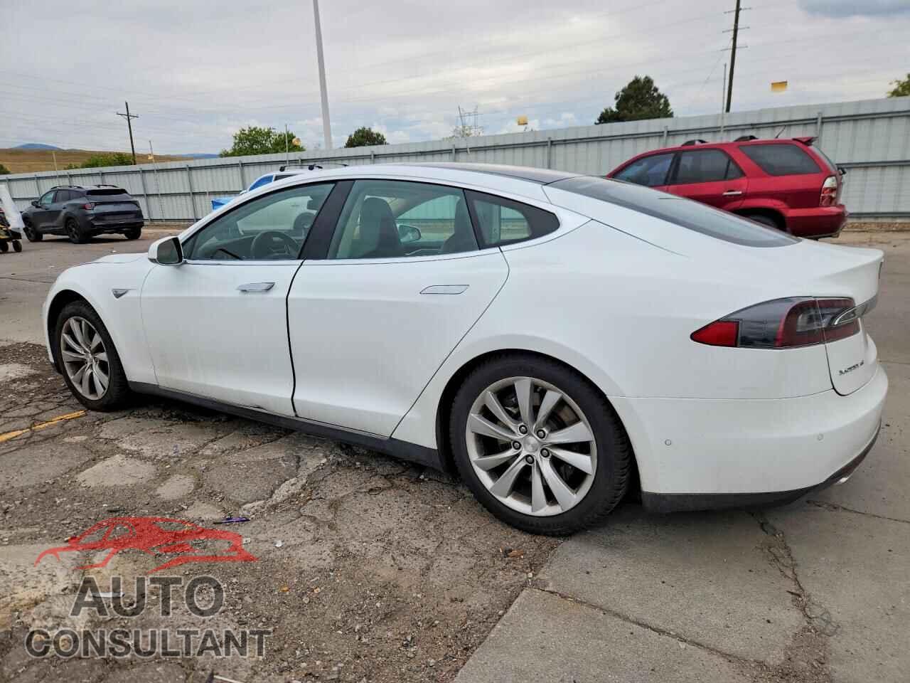 TESLA MODEL S 2015 - 5YJSA1S23FF091544