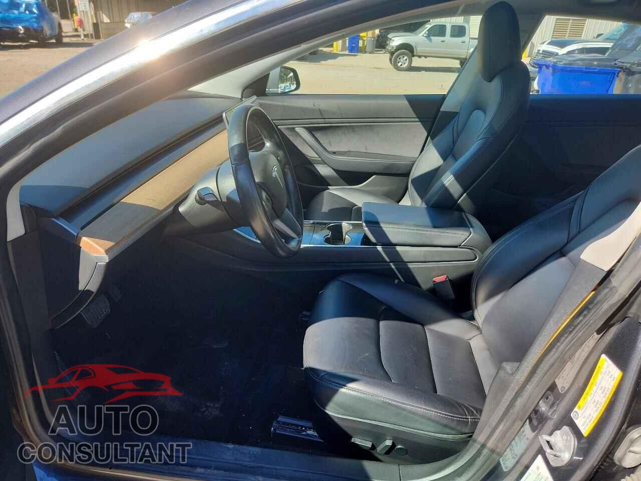 TESLA MODEL 3 2018 - 5YJ3E1EB8JF119514