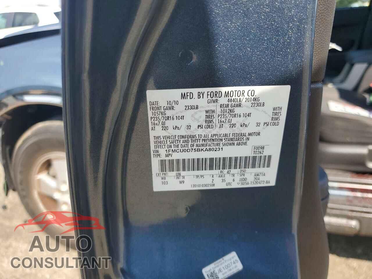 FORD ESCAPE 2011 - 1FMCU0D75BKA80231