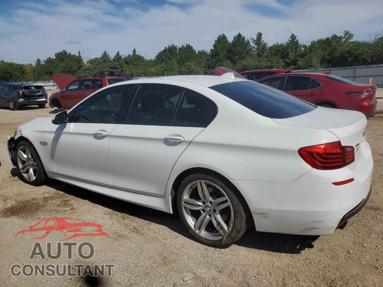 BMW 5 SERIES 2015 - WBA5B3C59FD543631