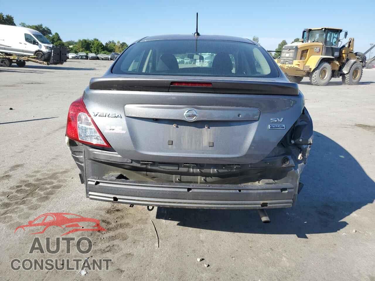 NISSAN VERSA 2017 - 3N1CN7AP3HL884326