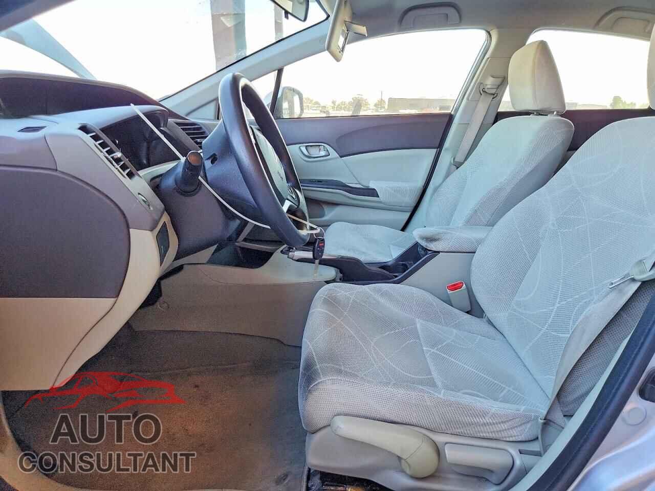HONDA CIVIC 2012 - JHMFB2F50CS004284