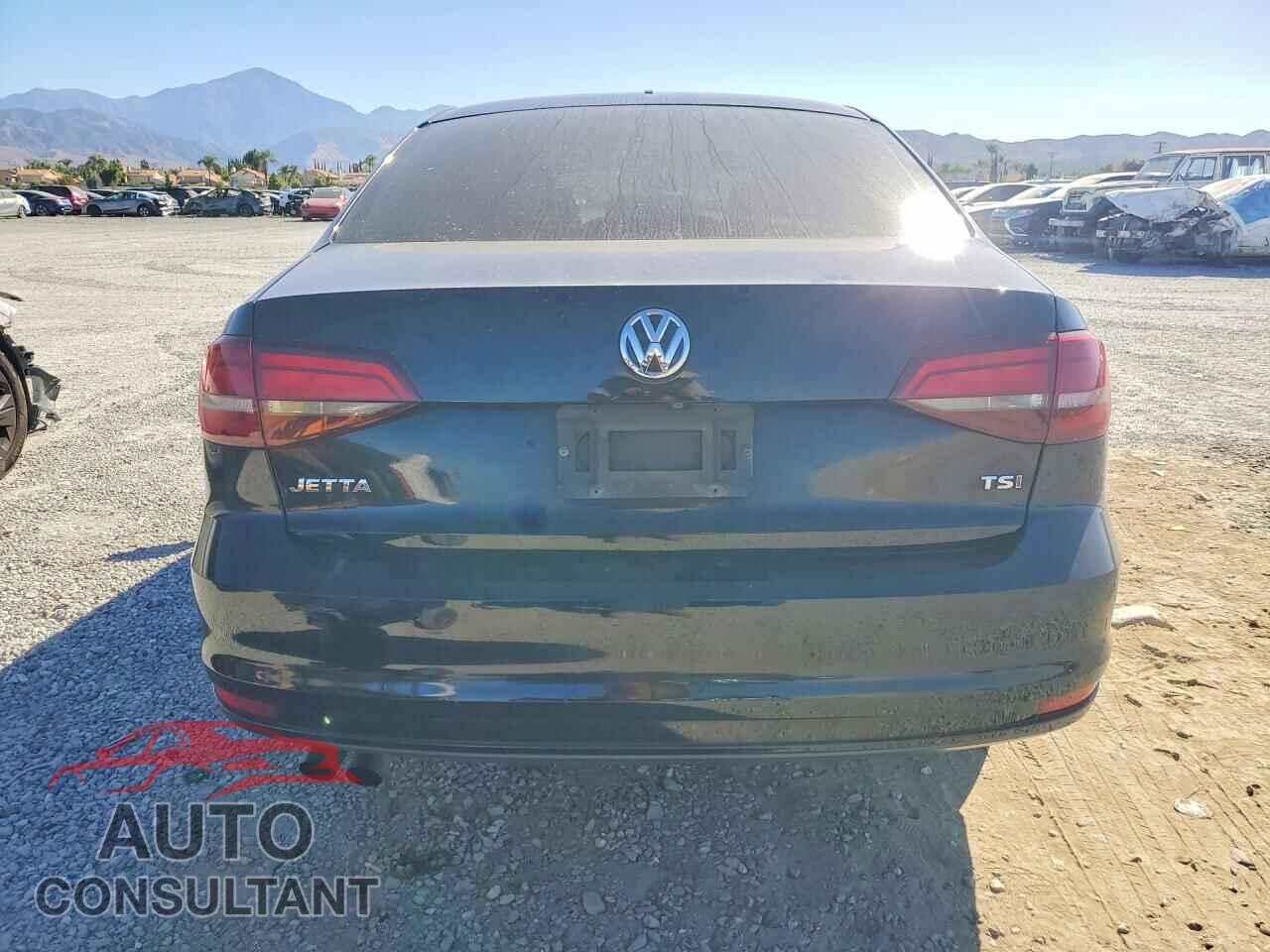 VOLKSWAGEN JETTA 2017 - 3VW2B7AJXHM323626