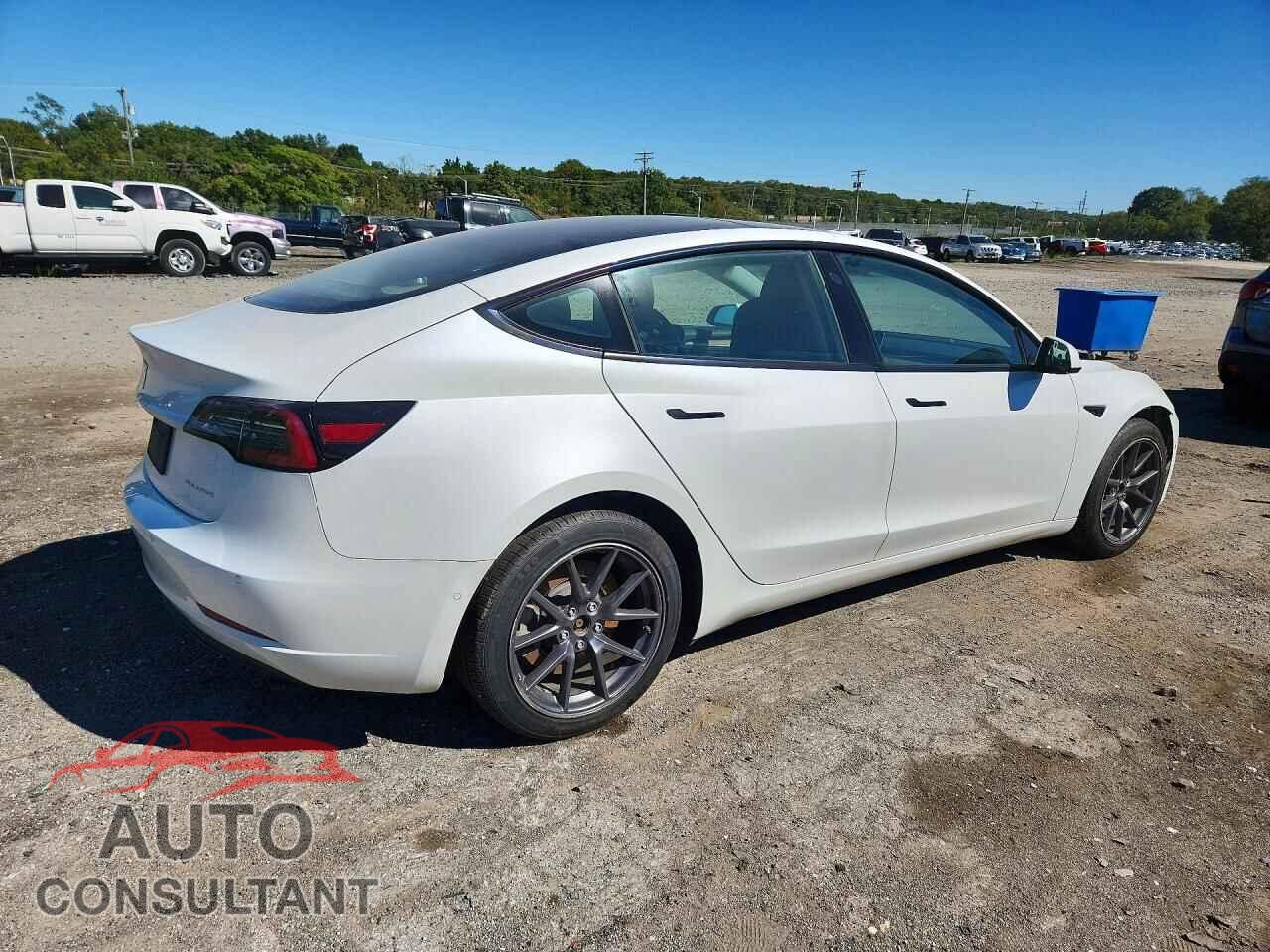 TESLA MODEL 3 2021 - 5YJ3E1EB2MF096526