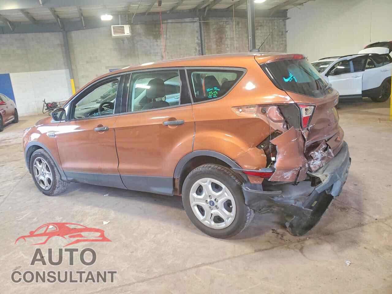FORD ESCAPE 2017 - 1FMCU0F78HUB48449