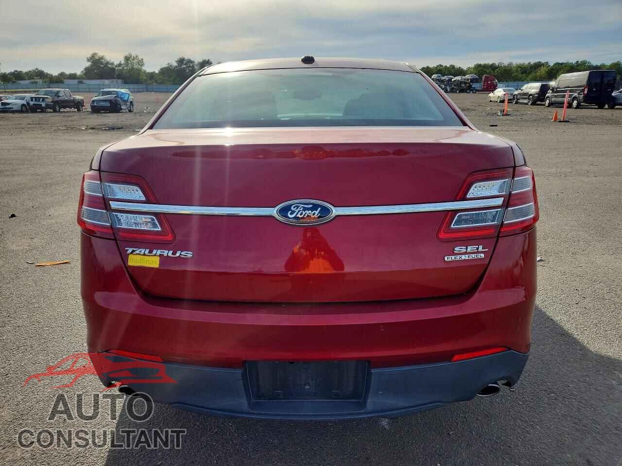 FORD TAURUS 2013 - 1FAHP2E88DG173907