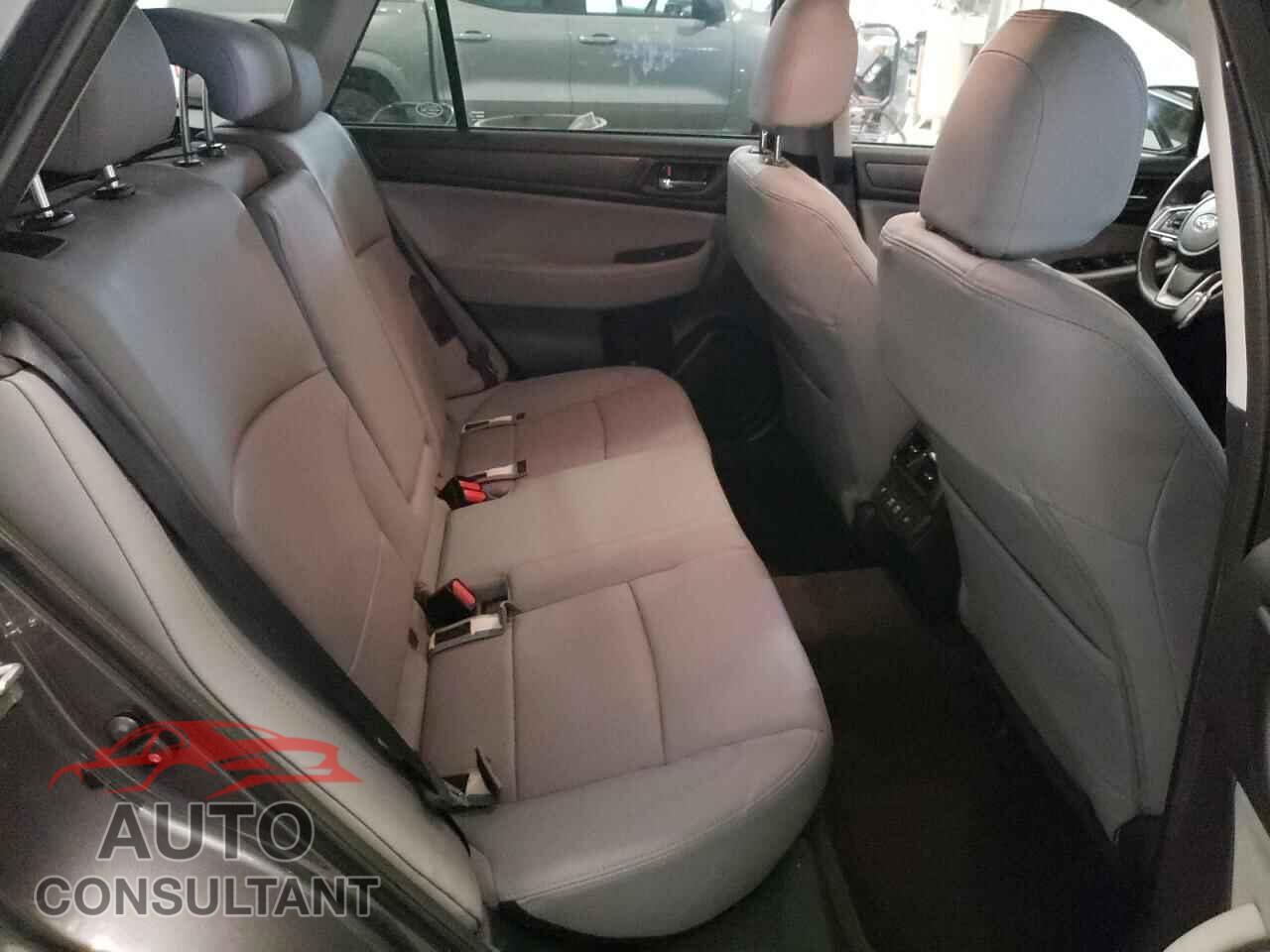 SUBARU OUTBACK 2019 - 4S4BSENC7K3302983