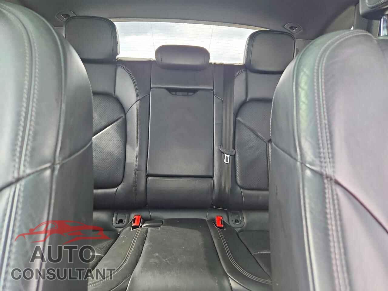 PORSCHE MACAN 2018 - WP1AA2A58JLB04578