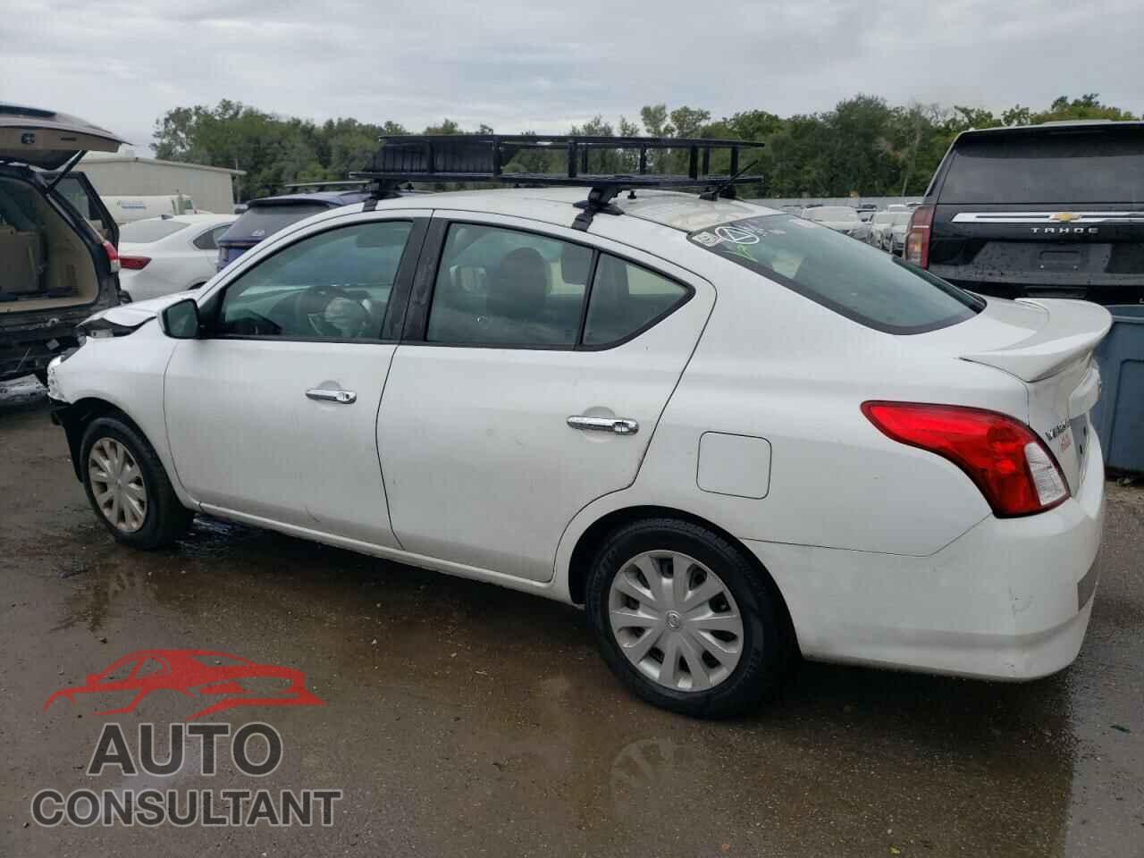 NISSAN VERSA 2017 - 3N1CN7AP4HL849259