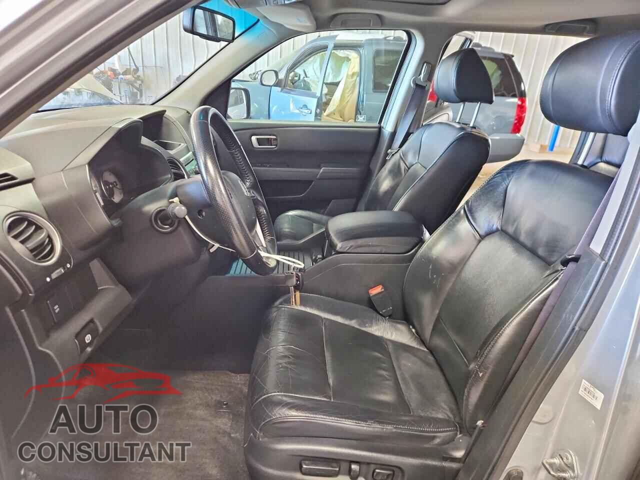 HONDA PILOT 2011 - 5FNYF4H54BB048789