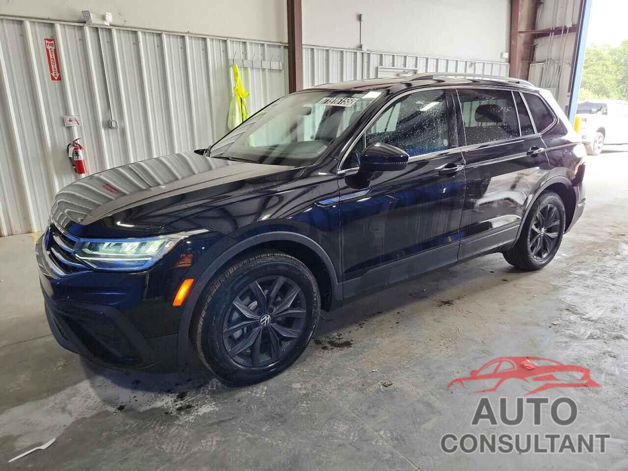 VOLKSWAGEN TIGUAN 2024 - 3VV3B7AX4RM125171