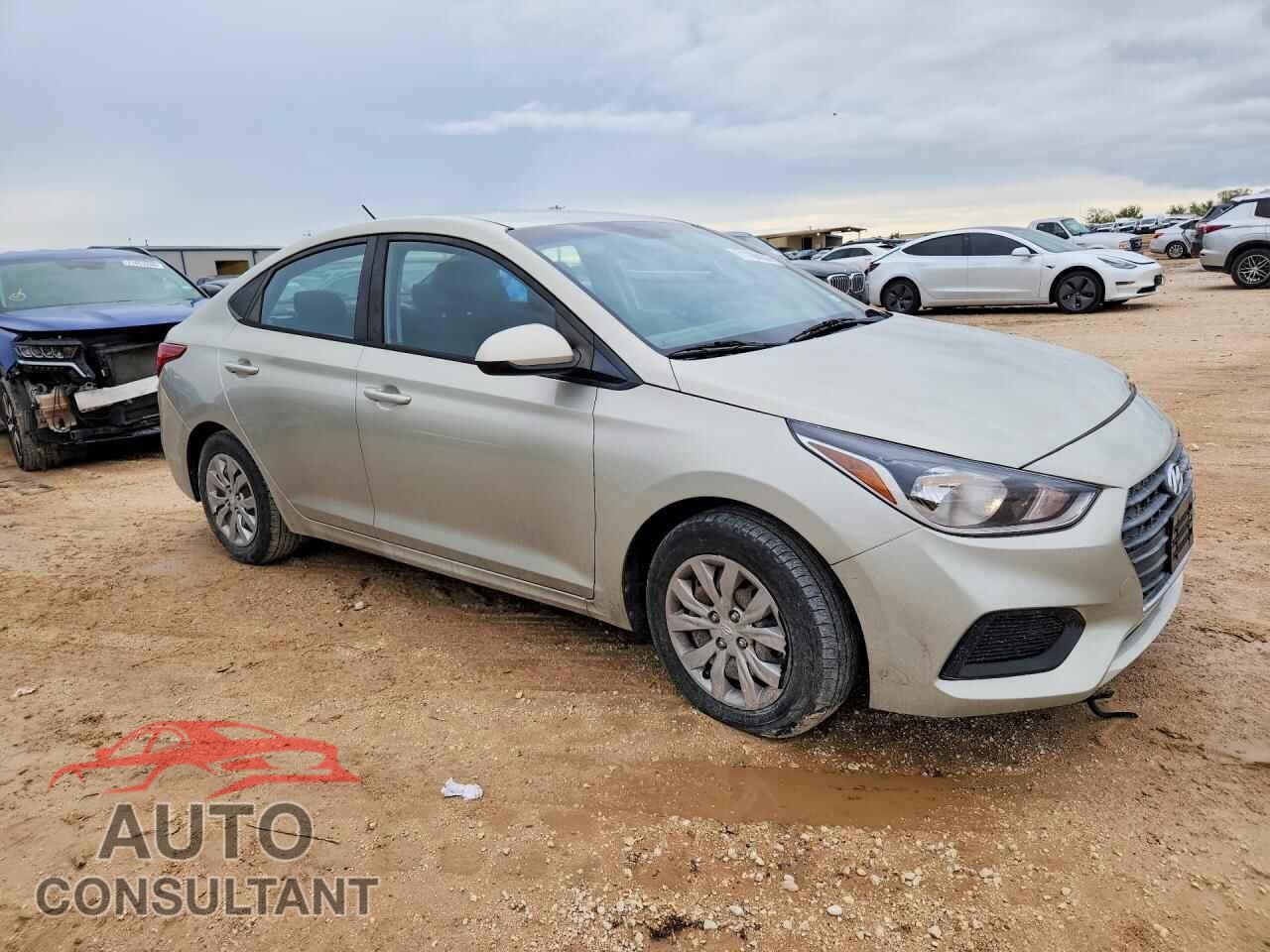 HYUNDAI ACCENT 2018 - 3KPC24A30JE021284