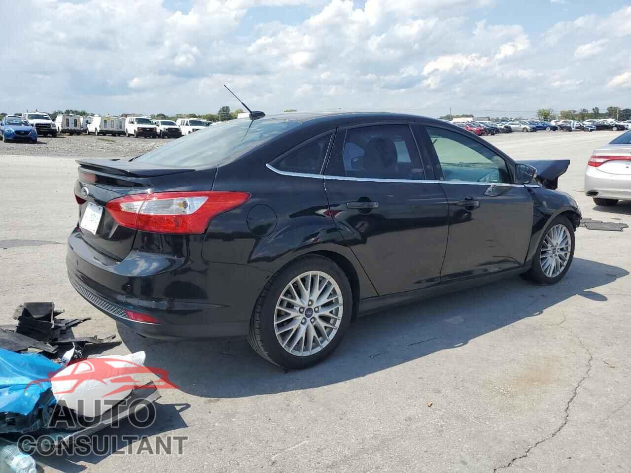 FORD FOCUS 2014 - 1FADP3J23EL410947