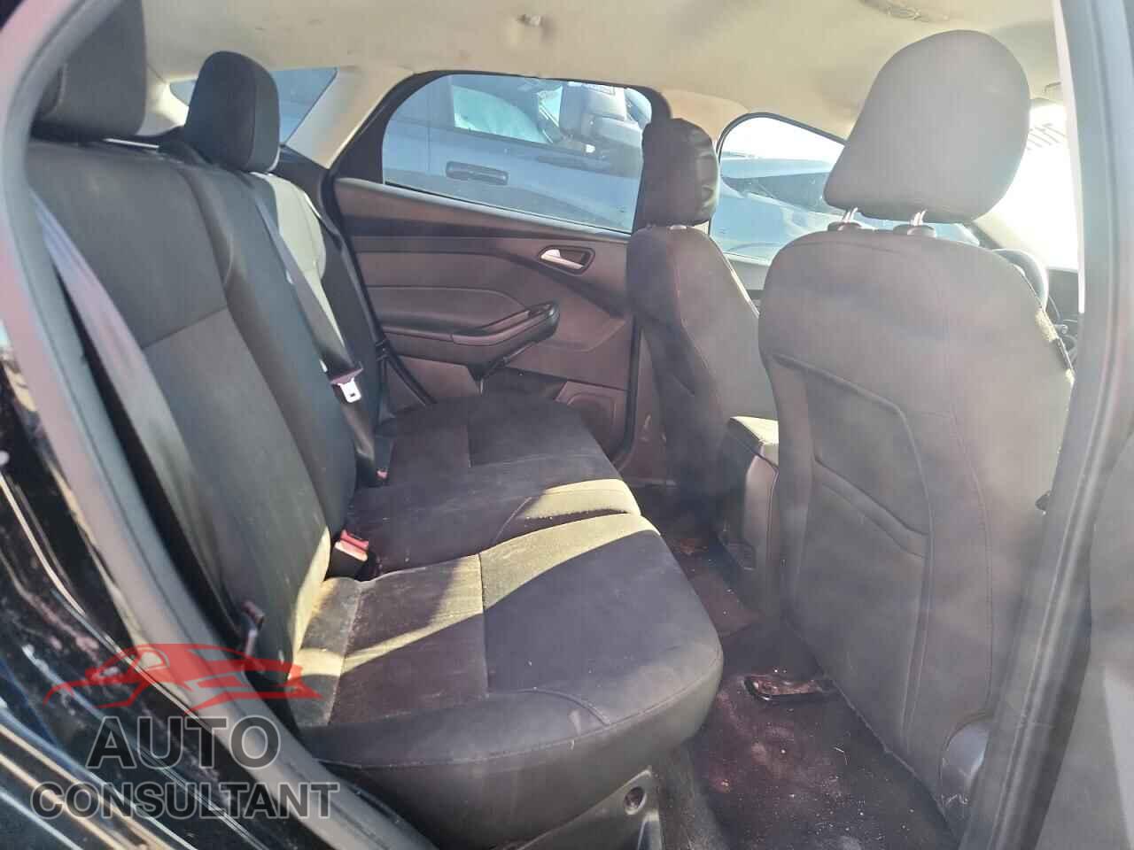 FORD FOCUS 2016 - 1FADP3K27GL270984