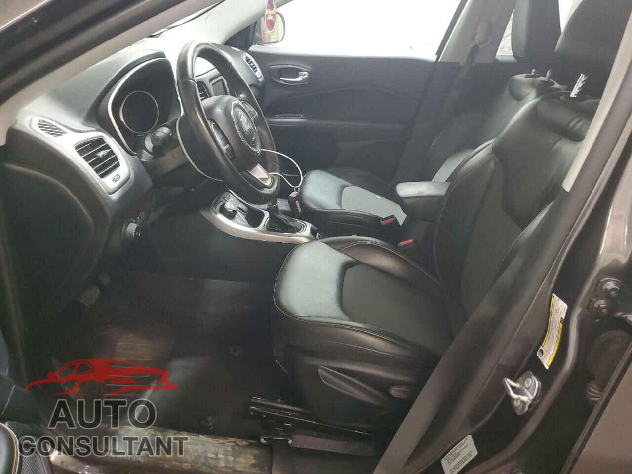 JEEP COMPASS 2018 - 3C4NJDBB4JT150397