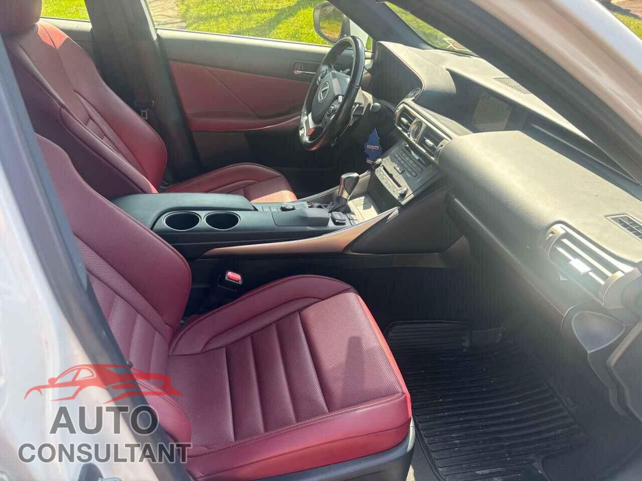 LEXUS IS 2016 - JTHCM1D29G5007401
