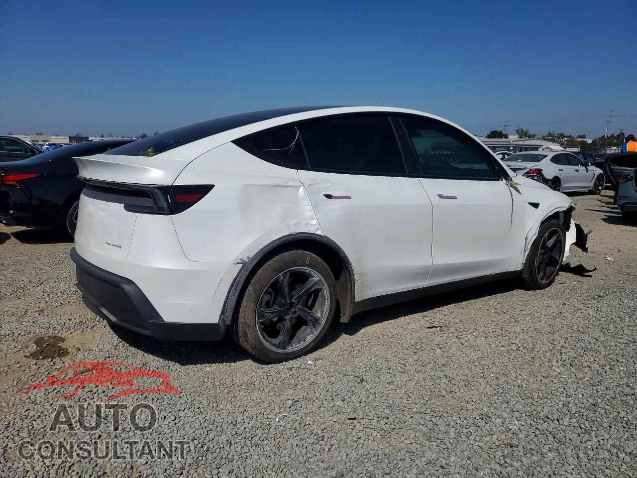 TESLA MODEL Y 2026 - 7SAYGDEE8TF374326