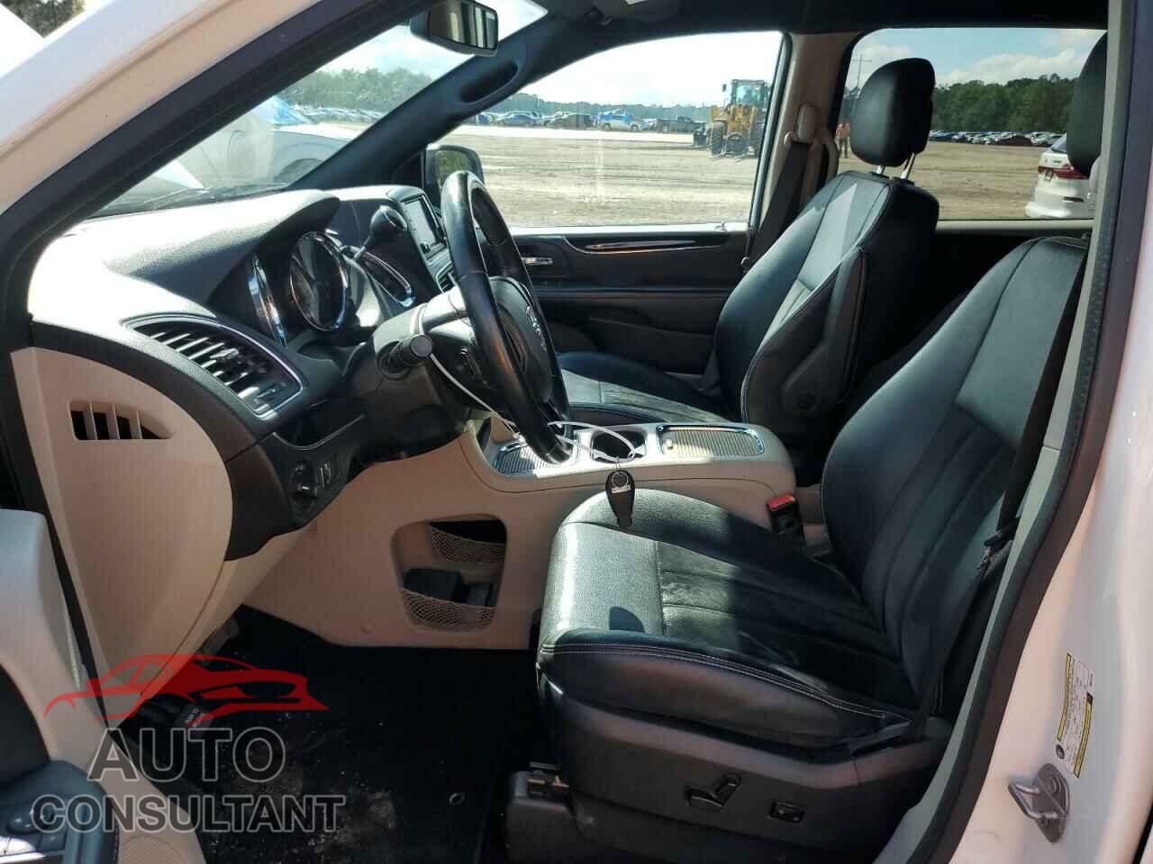 DODGE CARAVAN 2018 - 2C4RDGCG6JR301134