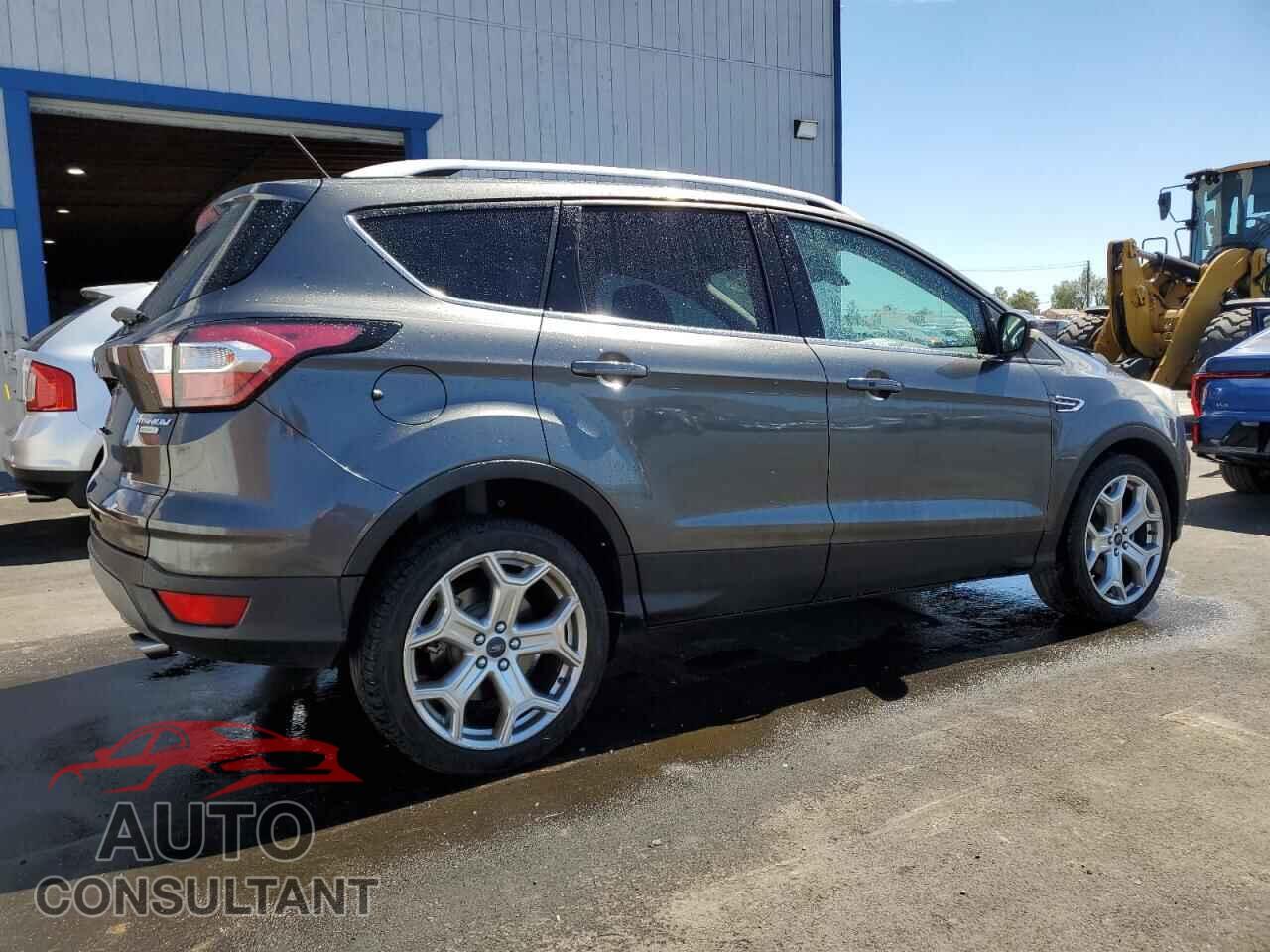 FORD ESCAPE 2017 - 1FMCU0JD4HUD20439