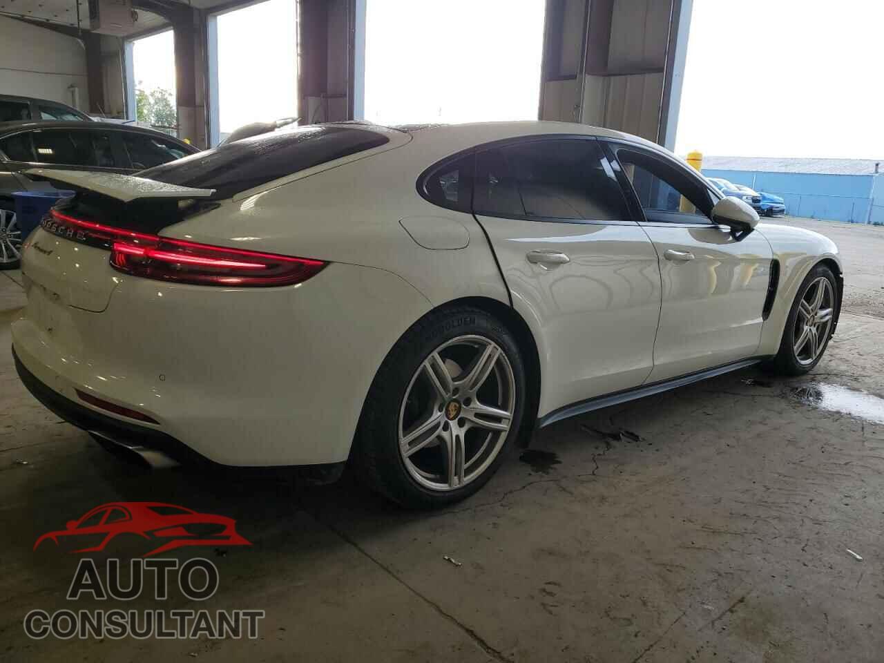 PORSCHE PANAMERA 2017 - WP0AA2A76HL102793