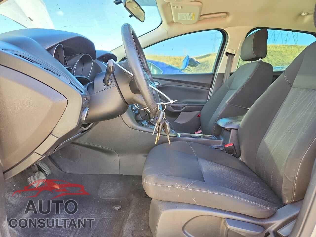 FORD FOCUS 2017 - 1FADP3K25HL343027