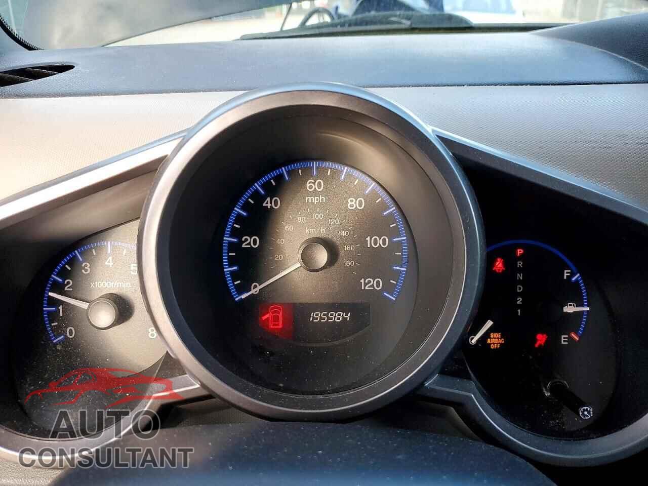 HONDA ELEMENT 2011 - 5J6YH2H39BL006235
