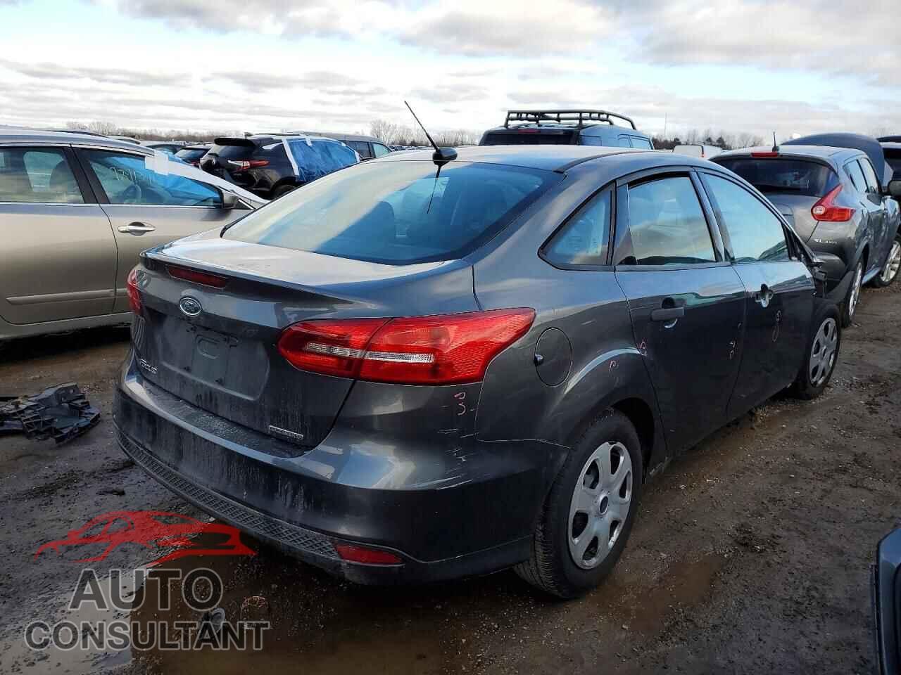 FORD FOCUS 2015 - 1FADP3E26FL253586