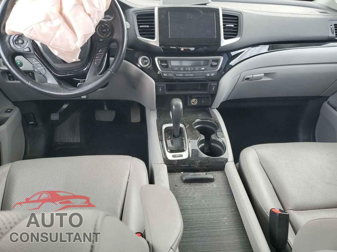 HONDA RIDGELINE 2017 - 5FPYK3F78HB036591